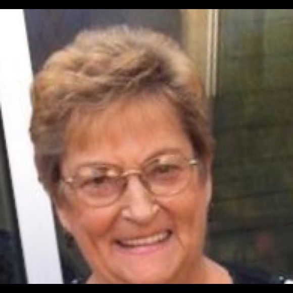 Meet your Posher, Connie - Picture 1 of 1